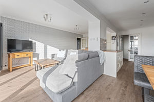 Photo 23- click for photo gallery